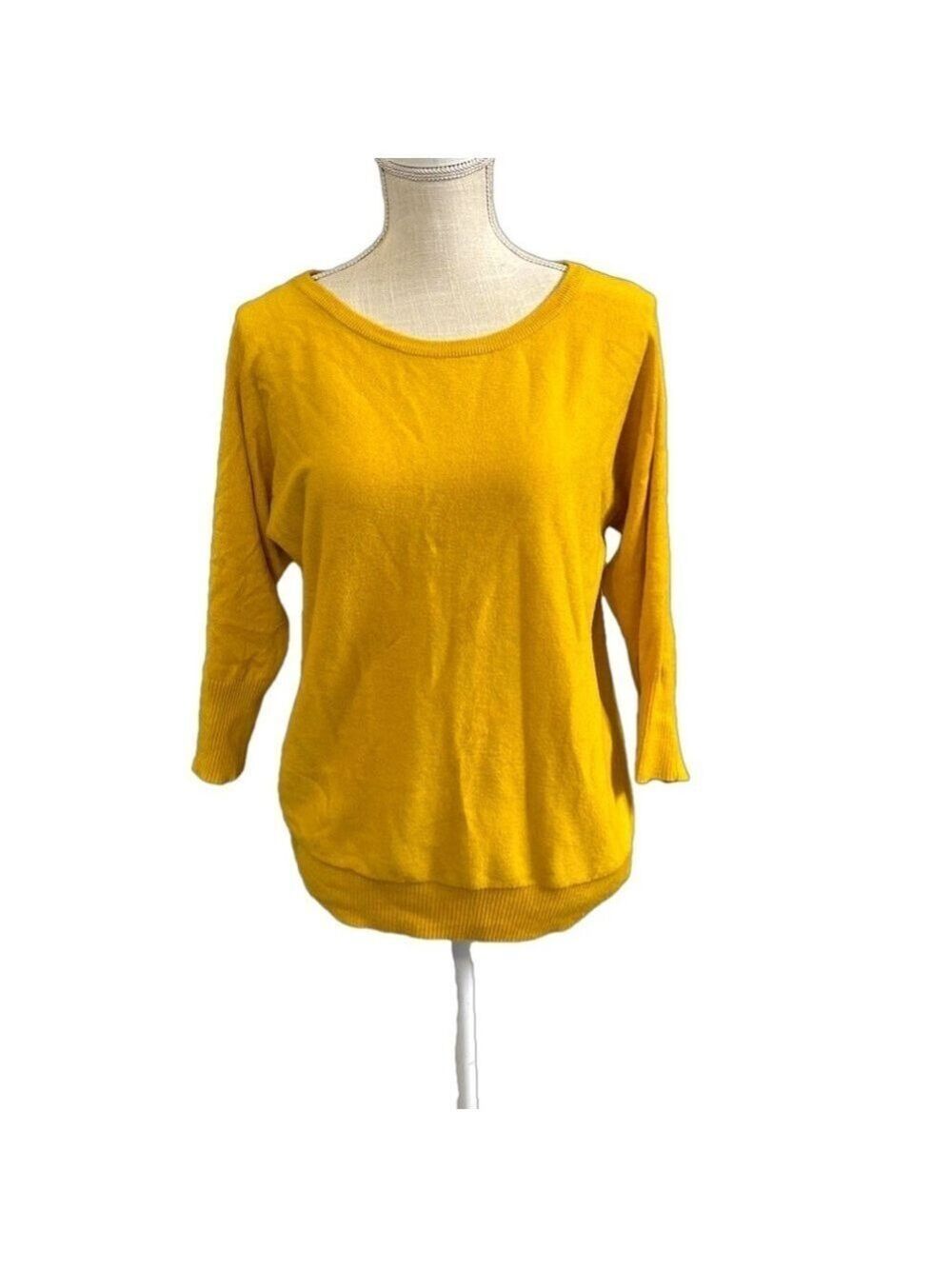 Women's 89th + Madison Mustard Yellow Long Split Sleeve Sweater. Size Medium